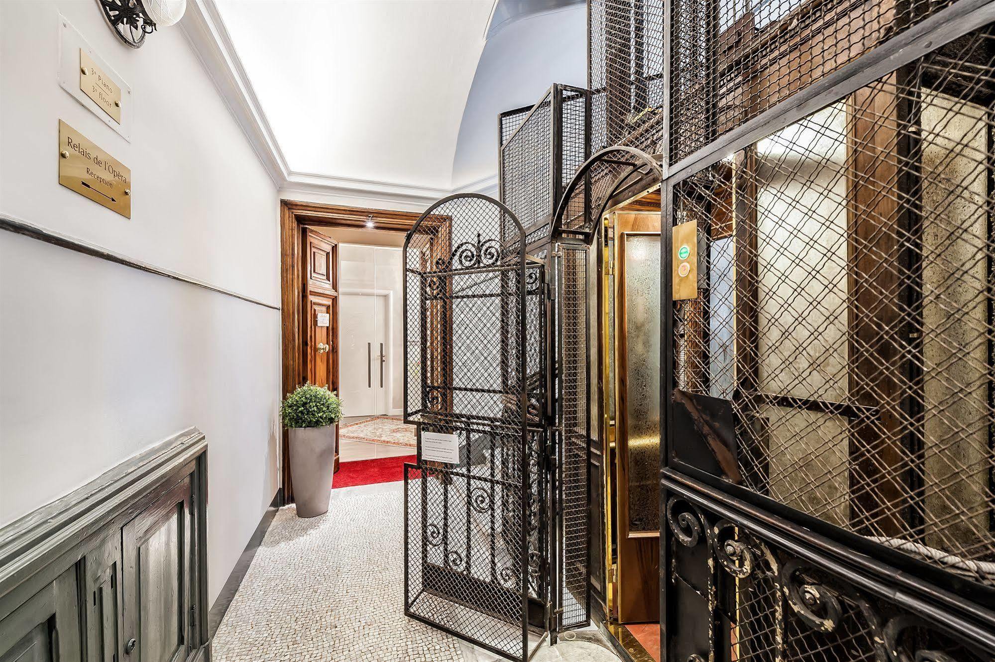 Relais De L'Opera Bed & Breakfast Rome Exterior photo
