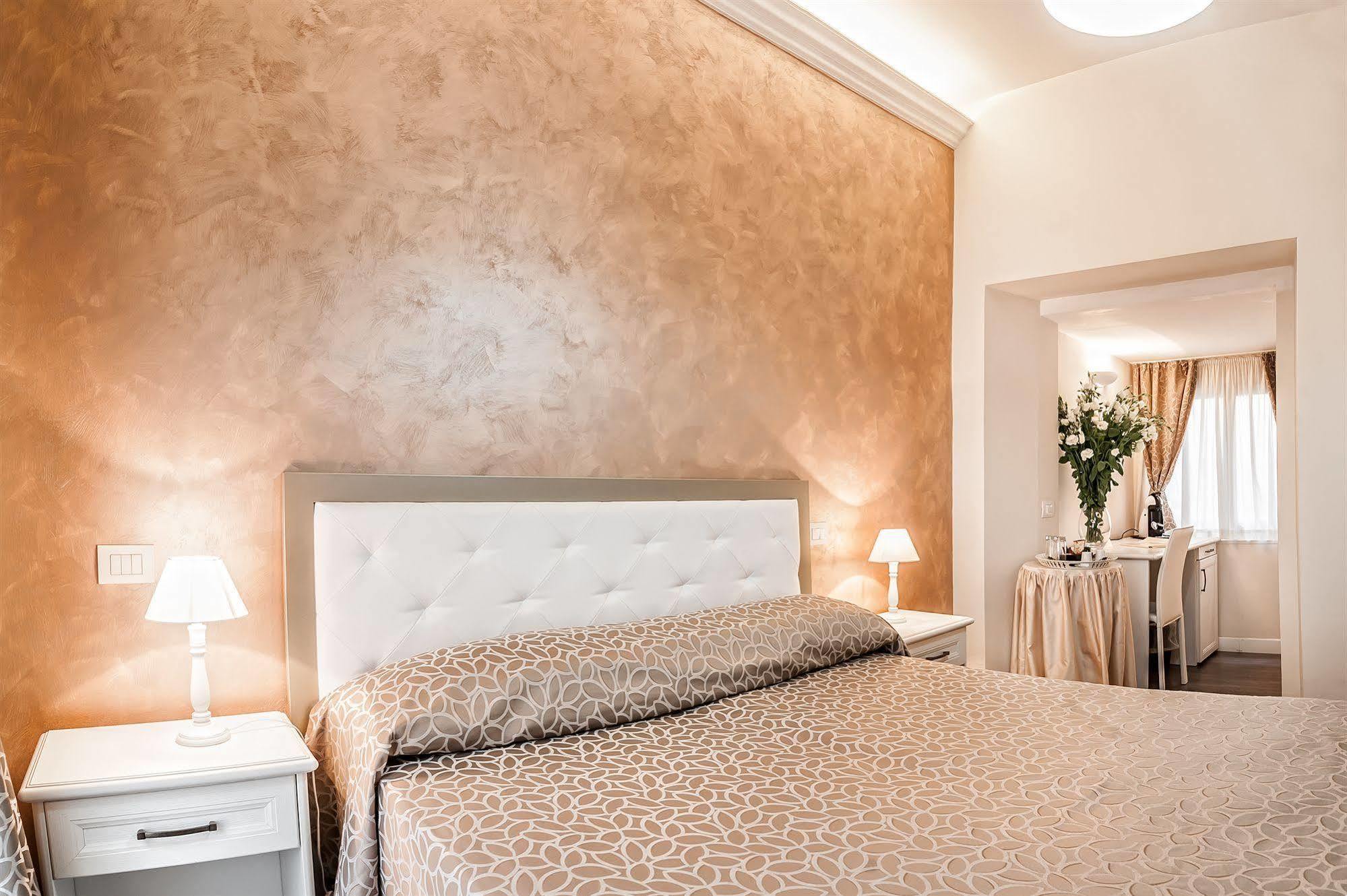 Relais De L'Opera Bed & Breakfast Rome Exterior photo