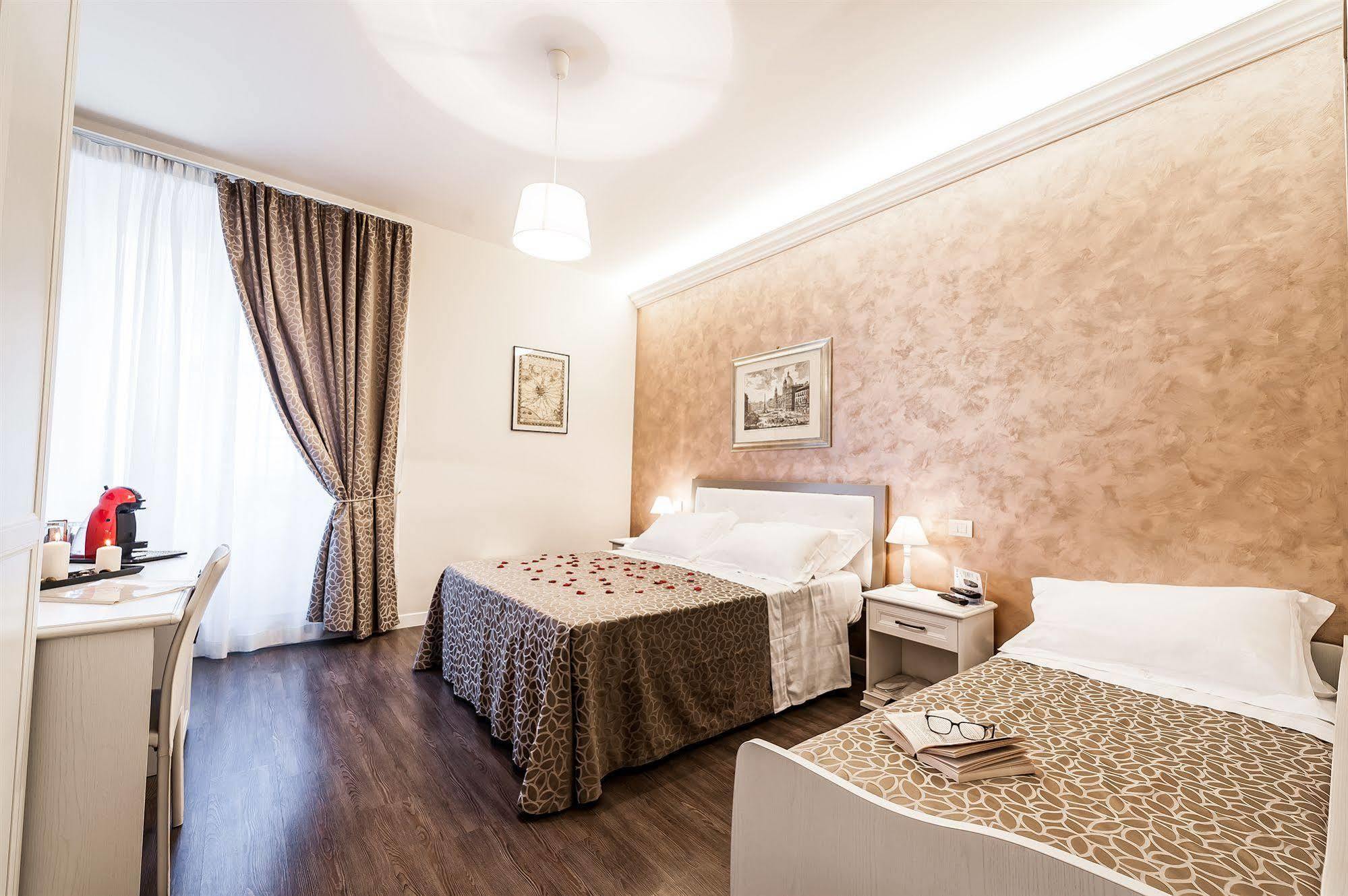 Relais De L'Opera Bed & Breakfast Rome Exterior photo